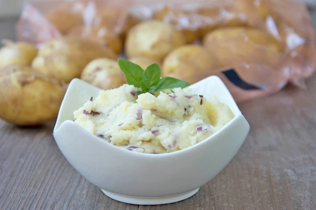 Erd&auml;pfelkas mit K&uuml;mmel