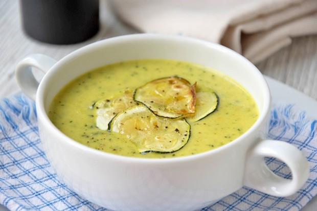 Zucchini-Curry-Suppe