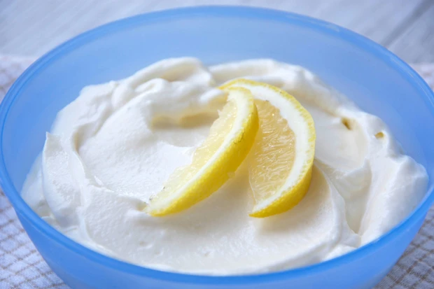 Zitronencreme ohne Gelatine