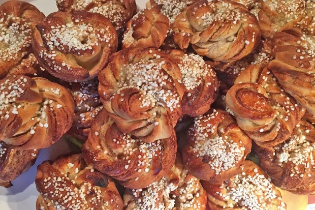 Schwedische Kaneelbullar (Zimtschnecken)