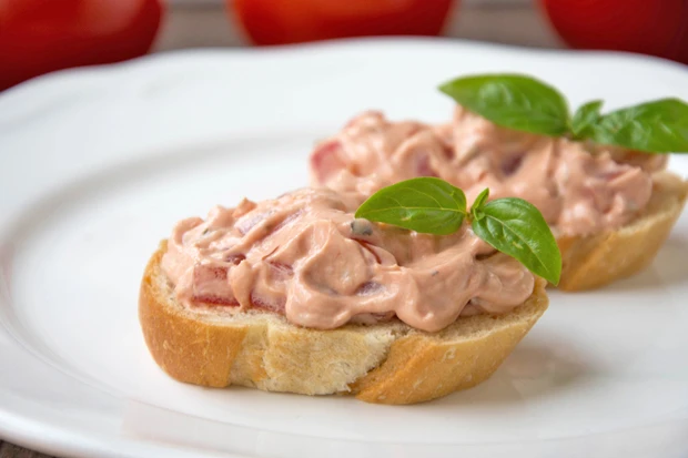 Tomaten-Kr&auml;utertopfen