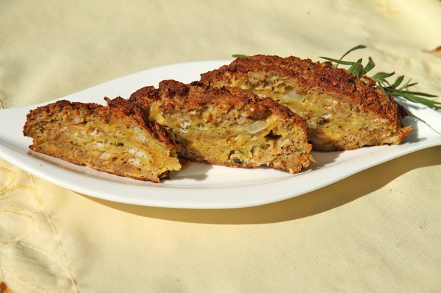 Faschierter Braten mit Karotte-Apfel-Käsefülle