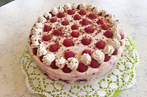 Himbeer-Joghurttorte