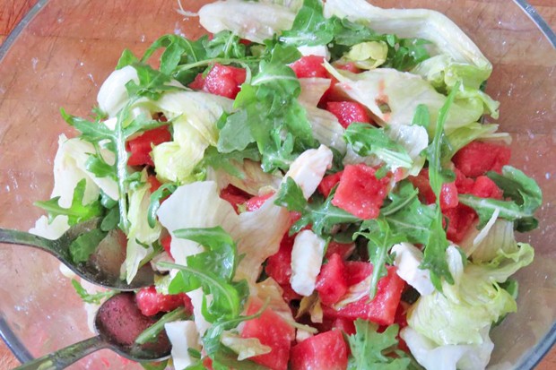 Sommersalat mit Wassermelone