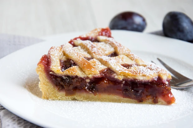 Zwetschgenkuchen mit M&uuml;rbteigboden