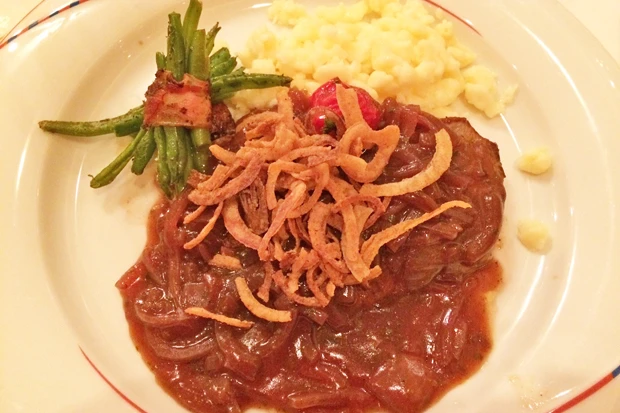 Zwiebel-Rostbraten