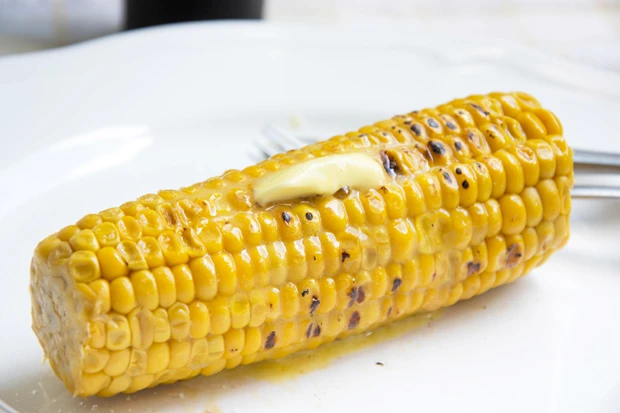 Gegrillte Maiskolben