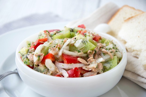 Thunfisch-Kiwi-Salat
