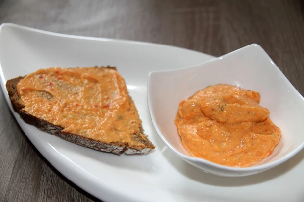 Aufstrich mit gegrilltem K&uuml;rbis und Paprika