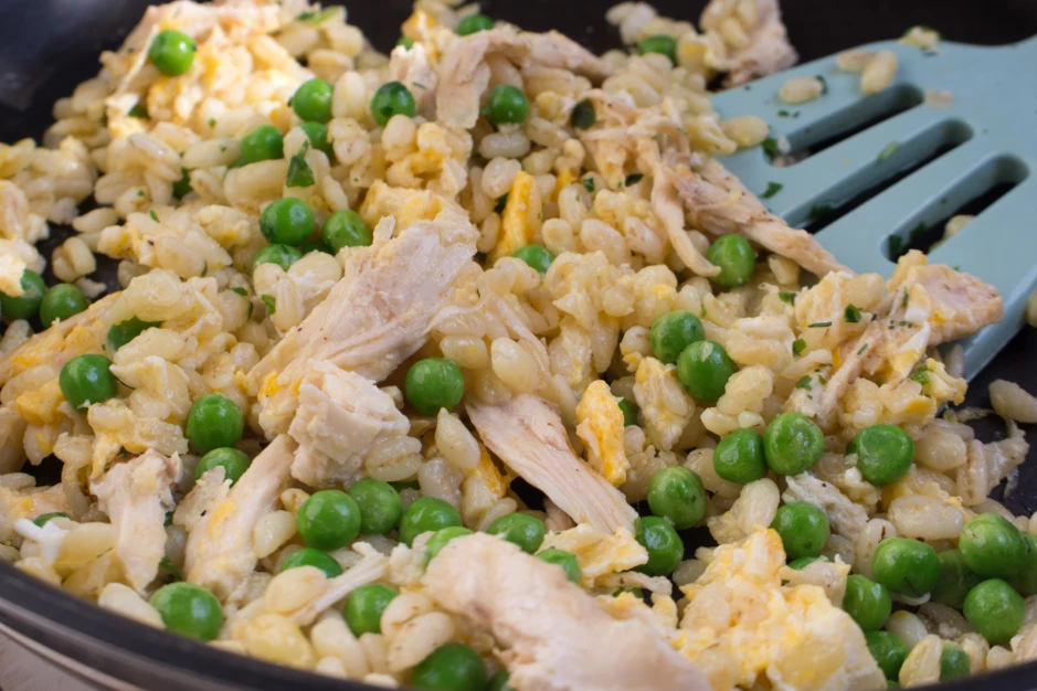 Zartweizen - Gr&ouml;stl mit H&uuml;hnchen