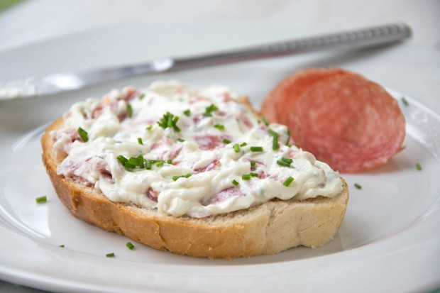 Gorgonzola-Salamiaufstrich