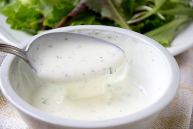 Joghurtdressing mit Thymian