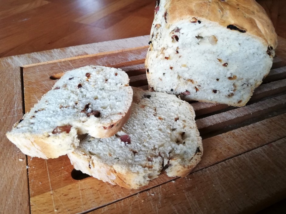 Zwiebel - Speck - Weißbrot - Rezept