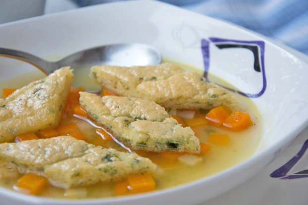 Kr&auml;utersch&ouml;berl - Suppe