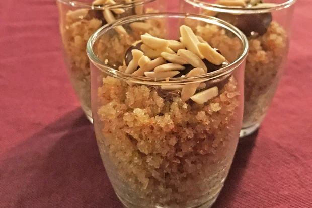 Mandelkuchen im Glas