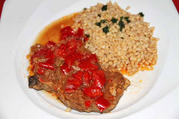 Geschmorter Paprika - Rostbraten
