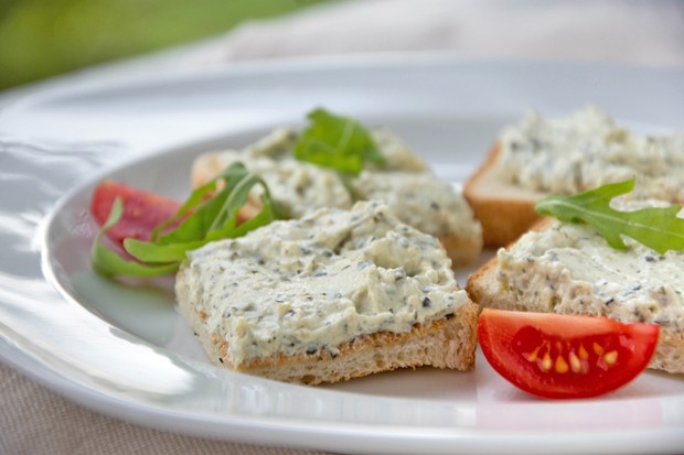 Rucola-Parmesan-Aufstrich - Rezept