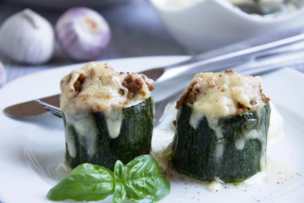 Gef&uuml;llte Zucchini