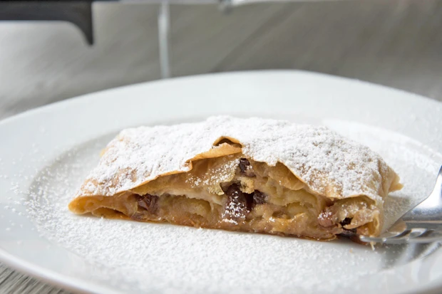 Apfelstrudel
