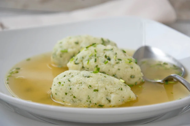 Grießnockerl mit Bärlauch