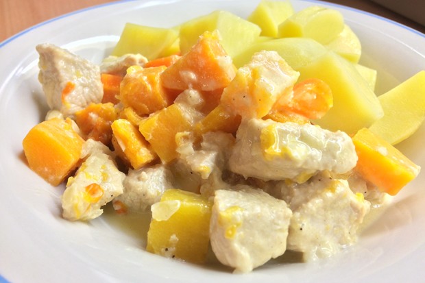 Hühnergeschnetzeltes in Kürbis - Parmesan - Sauce