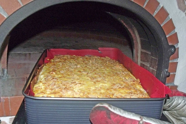 Apfel-Topfen-Pudding-Kuchen