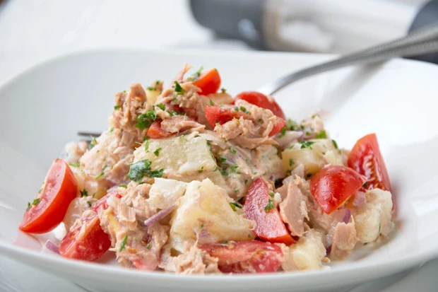 Schneller Thunfisch - Salat Hawai