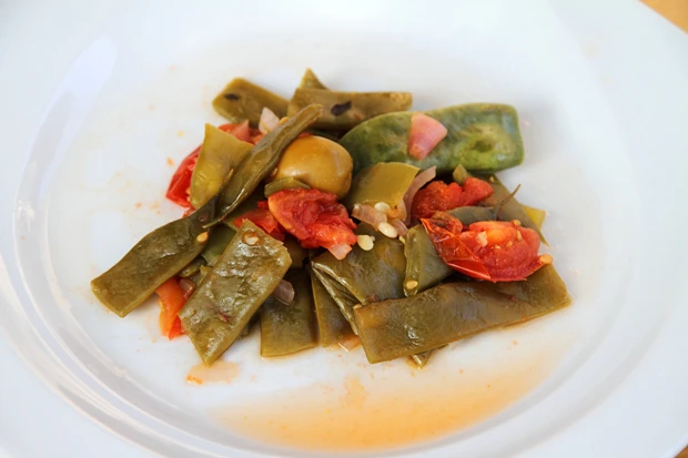 Breite Bohnen in griechischer Sauce