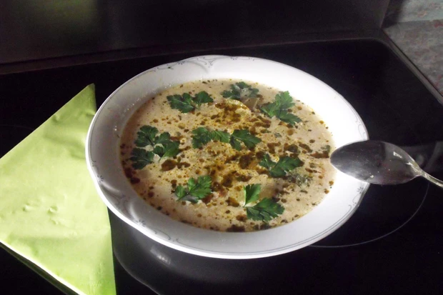 Erd&auml;pfelsuppe mit Steinpilzen und Speck