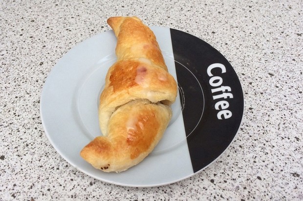 Haselnusskipferl