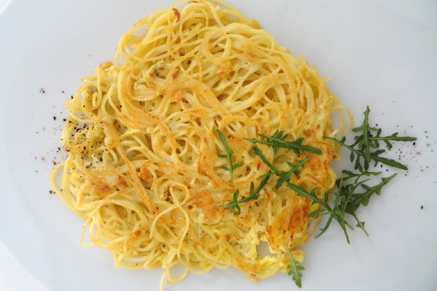 Spaghetti-Parmesan-Eieromelette