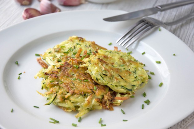 Zucchini-Knoblauch-Laibchen - Rezept