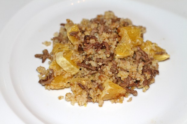 Orangen - Bulgur mit Faschiertem