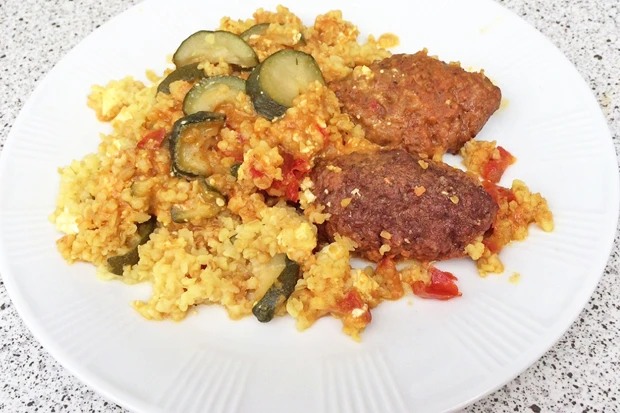 Köfte mit Bulgur