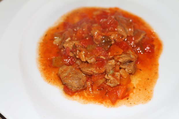 Lammragout in Tomatensauce