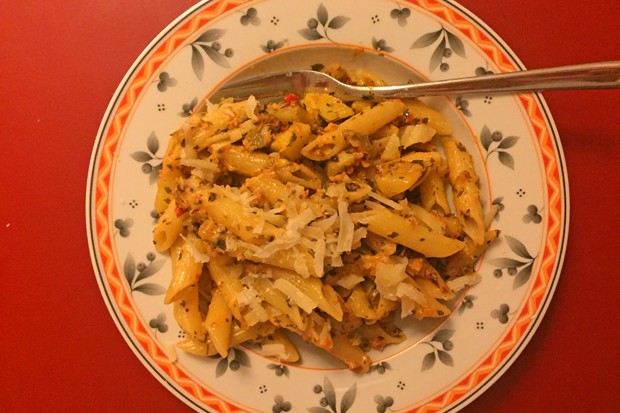 Penne mit Erdäpfel-Sugo