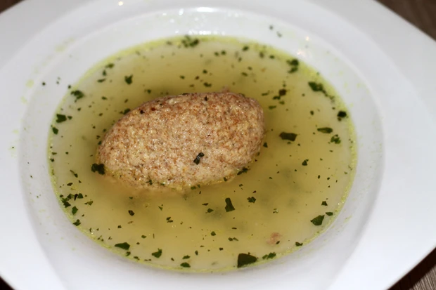 Dinkelgrie&szlig;nockerl