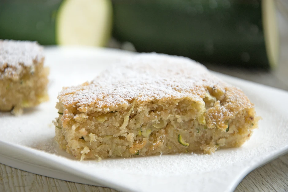 Saftiger Zucchinikuchen