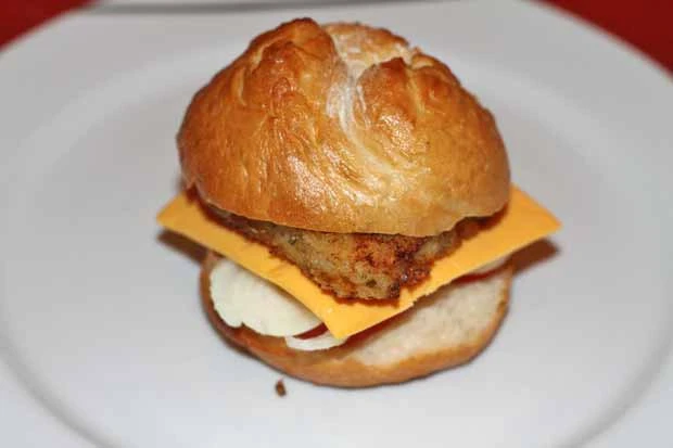 Fischburger im Wachauer Weckerl