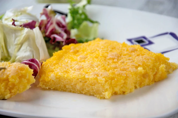 Maisgrie&szlig;schnitten