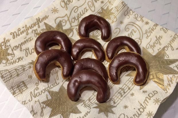 Schokoladekipferl mit Eierlikör