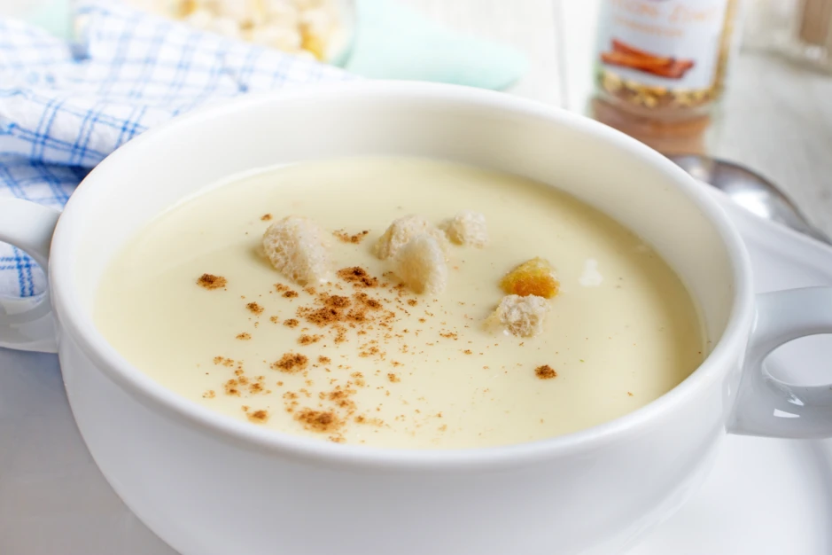 S&uuml;dtiroler Wei&szlig;burgundersuppe