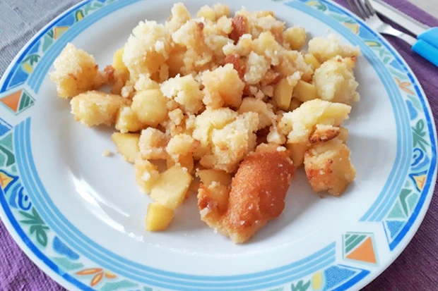 Apfel-Grie&szlig;-Schmarren