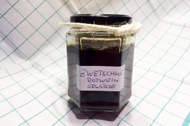 Zwetschke-Rotwein-Gew&uuml;rz-Marmelade