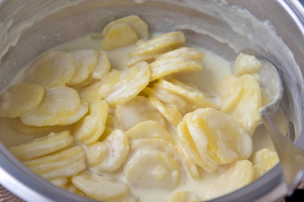 Eingekochte Erdäpfel mit Leinöl