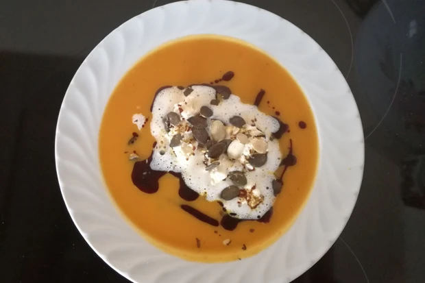 K&uuml;rbiscremesuppe
