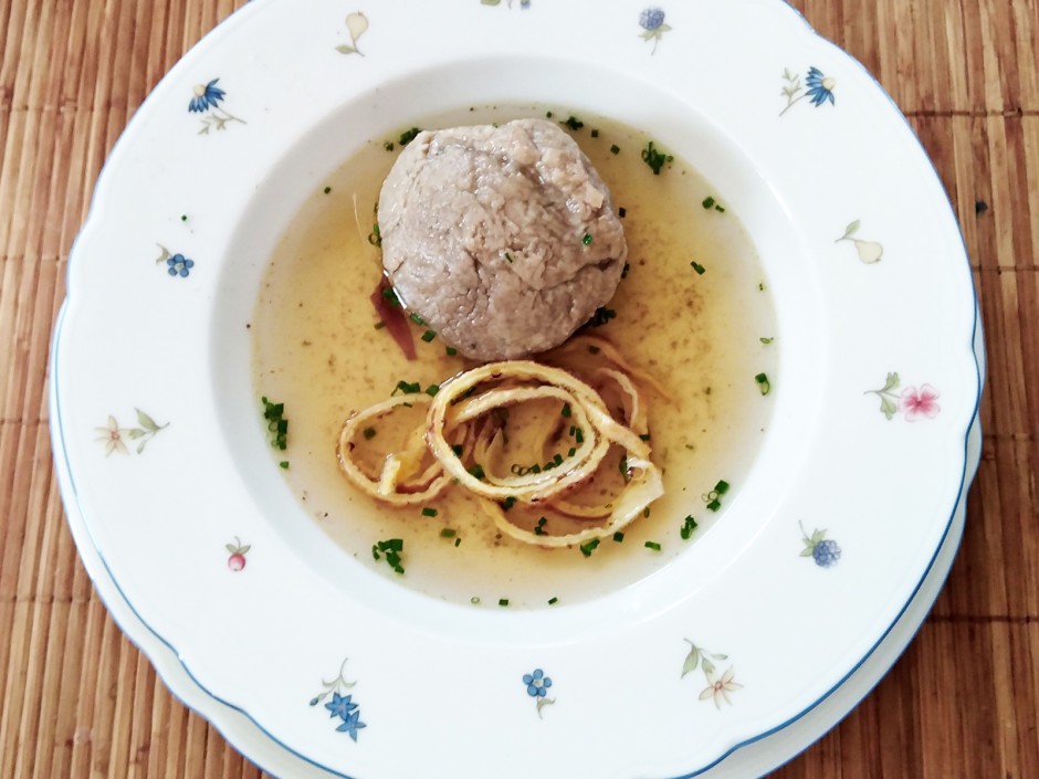 Knochensuppe