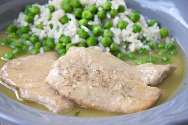Schweinsschnitzel in Weinsauce