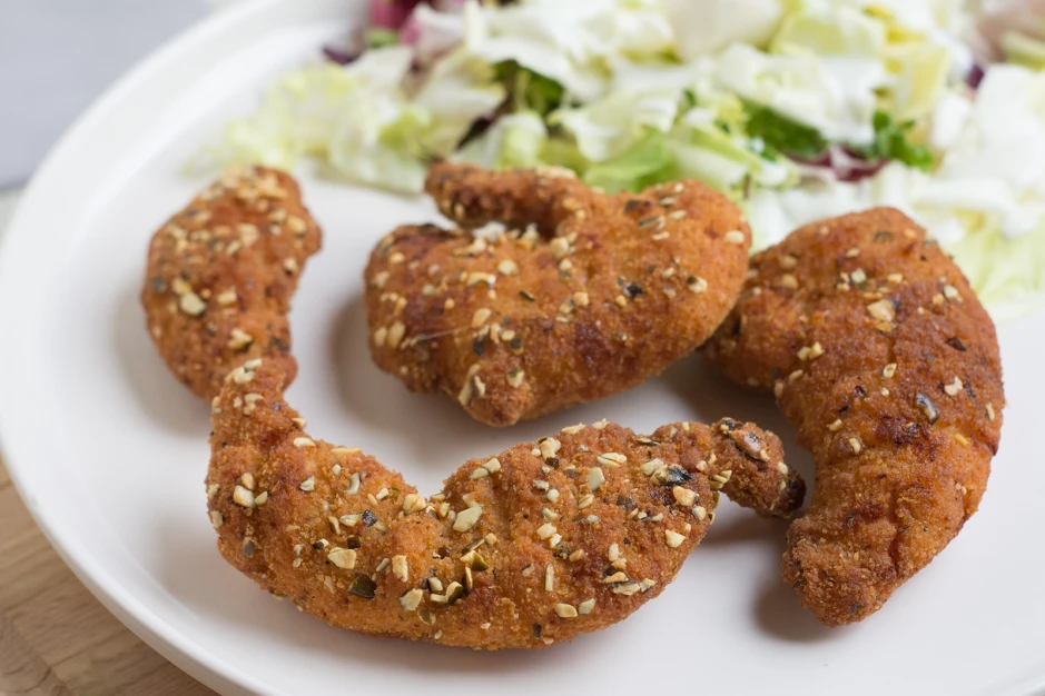 H&uuml;hnerstreifen mit K&uuml;rbiskernpanier