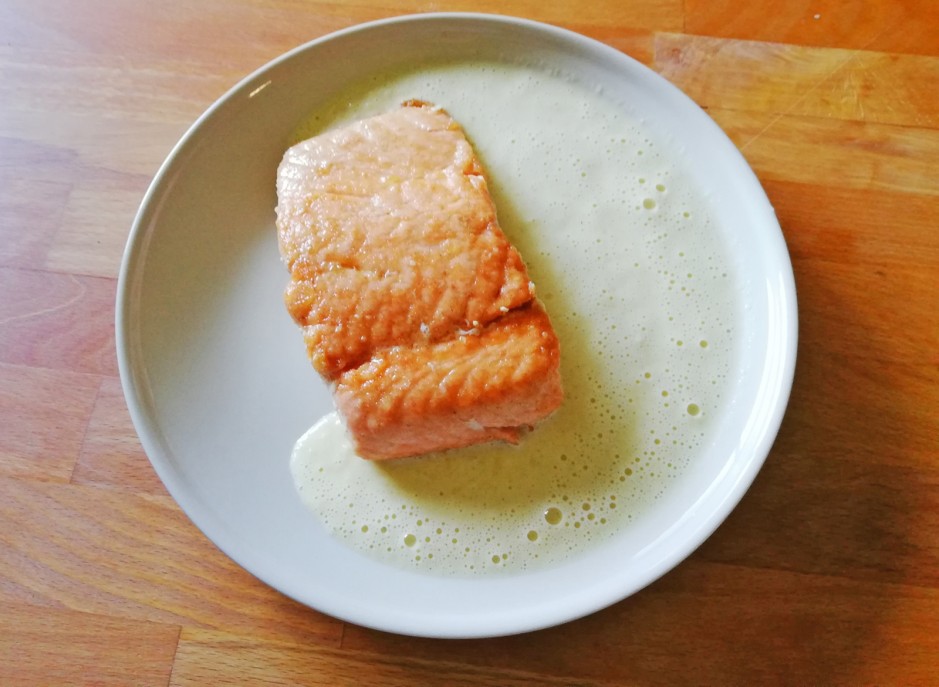 Lachs in Senfsauce